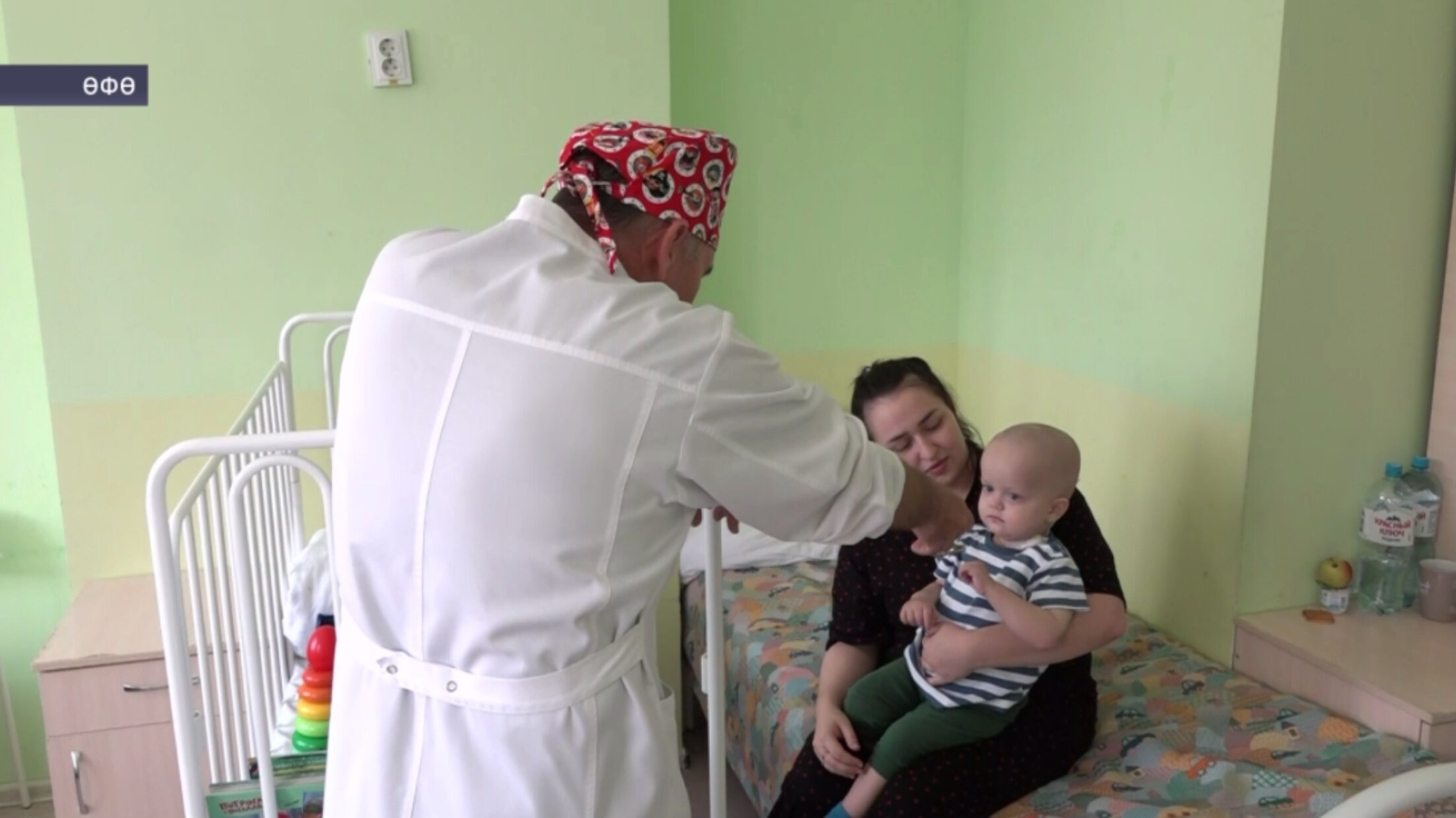 Республика балалар клиник дауаханаһында ике йәшлек малайҙың мейеһендәге шеш алынды