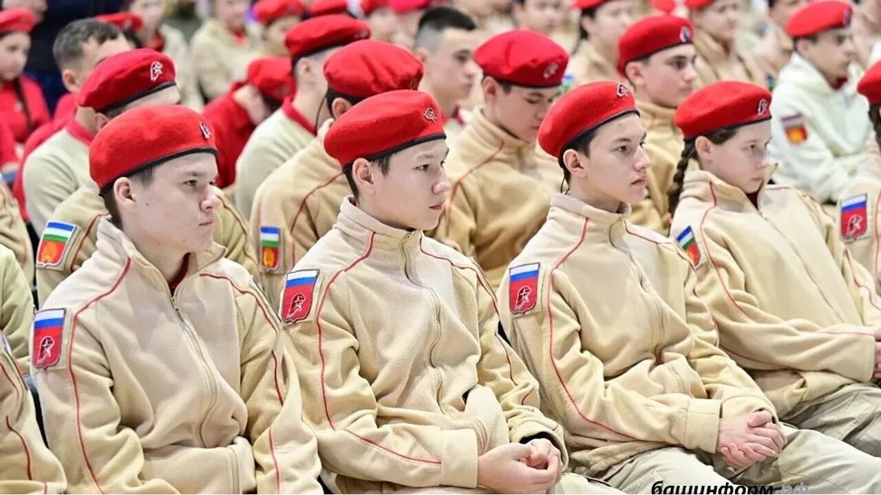 Республика  юнармеецтары округ хәрби-патриотик  лагерында  ҡатнаша