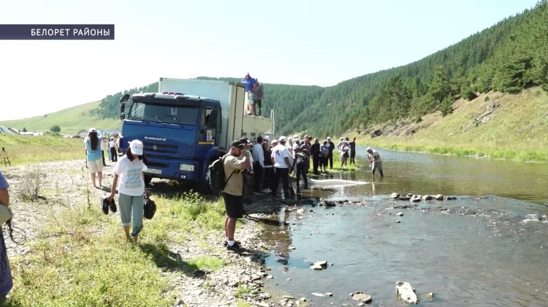 Белорет районы Ҡағы йылғаһына ун меңләп уҡ балыҡ ебәрелде
