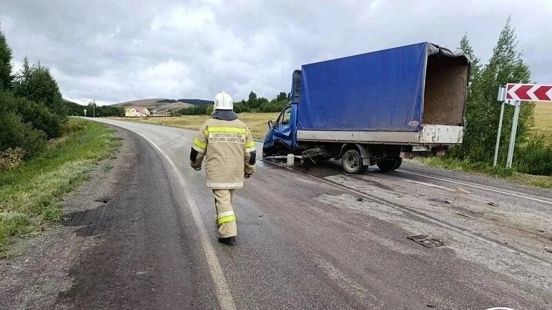 Три человека пострадали в ДТП с «Газелью» в Башкирии